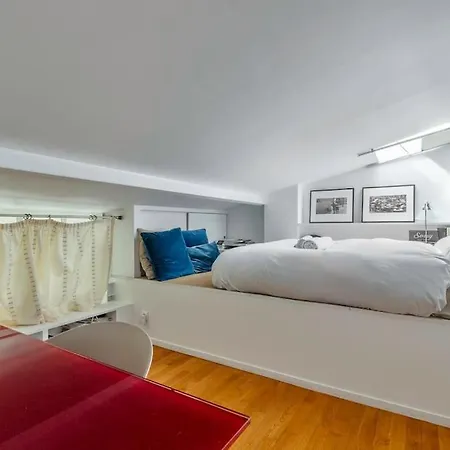 Apartmán Modern Loft - Tour Eiffel - New ! - 4pax - Pro *