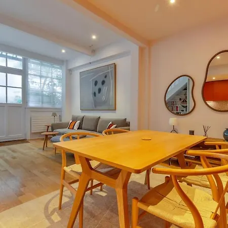 Apartmán Modern Loft - Tour Eiffel - New ! - 4pax - Pro